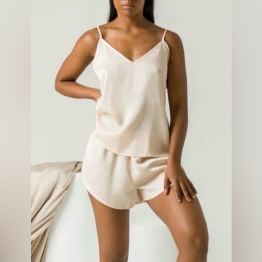 ETTITUDE New in Box Satin V-neck Cami -  Oat